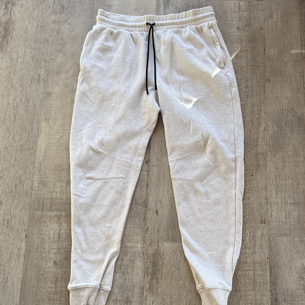 Fabletics Soft Cream Joggers